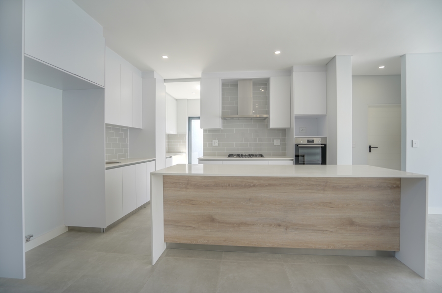 4 Bedroom Property for Sale in Sandown Western Cape